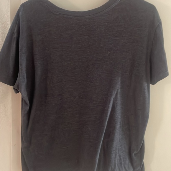 Women’s, “Be the Person Your Pet Thinks You Are” Tee - Picture 5 of 6